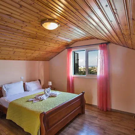 Villa You Will Love This Luxury 5 Bedroom Holiday In Protaras With Private Pool 1331 *