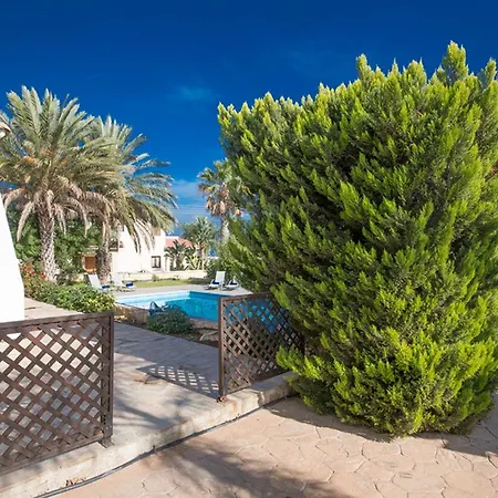 You Will Love This Luxury 5 Bedroom Holiday In Protaras With Private Pool 1331 Paralimni