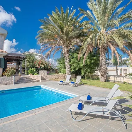 You Will Love This Luxury 5 Bedroom Holiday In Protaras With Private Pool 1331 Villa Paralimni