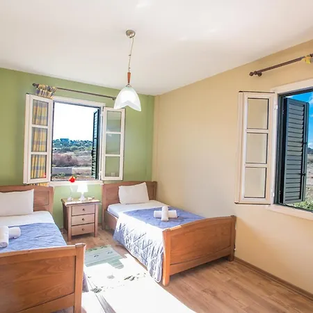 You Will Love This Luxury 5 Bedroom Holiday In Protaras With Private Pool 1331 Παραλίμνι